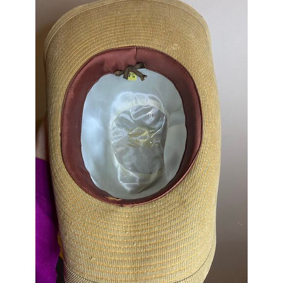 Vintage 70s Levi’s 7 1/8 corduroy cowboy hat